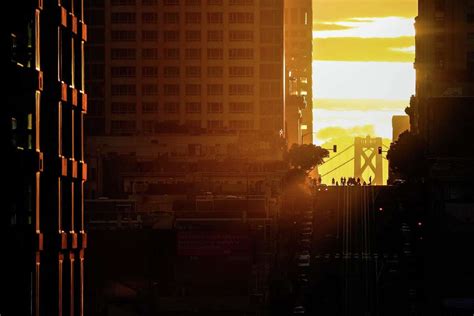 Photographers Flock To S F Street For Weekend Of Epic Sunrises