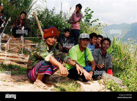 Karen Refugees At Funeral Umpium Refugee Campthai Burmese Border