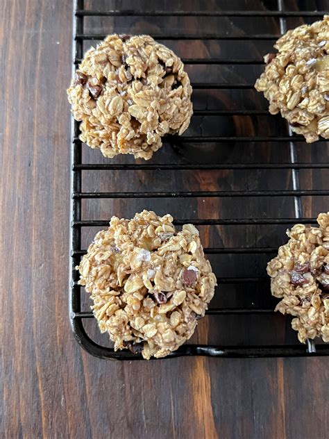 Gluten Free Oatmeal Cookie Recipe - Fresh Fit Kitchen