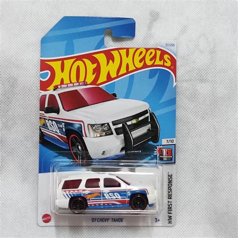 Hot Wheels 07 Chevy Tahoe White 57 250 2024 HW FIRST RESPONSE 7 10 Shopee Malaysia