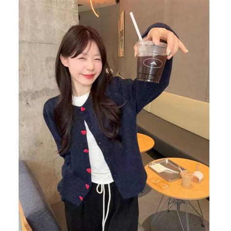 Áo Len Cadigan Siêu Xinh Mẫu Cực Hot Phối Cúc Trái Tim Style Hàn Quốc Tiểu Thư Sang Chảnh