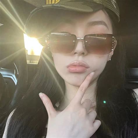 Y K Millennium Hot Girl Vintage Frameless Pilot Sunglasses High End Sense Ins Concave Shape