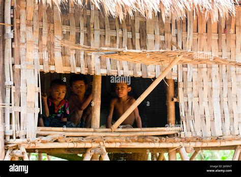 Indigenous Residence Hi Res Stock Photography And Images Alamy
