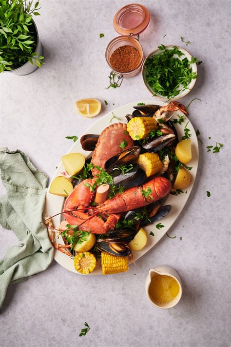 The Best Seafood Boil Recipe Takes Just 5 Minutes To Prep
