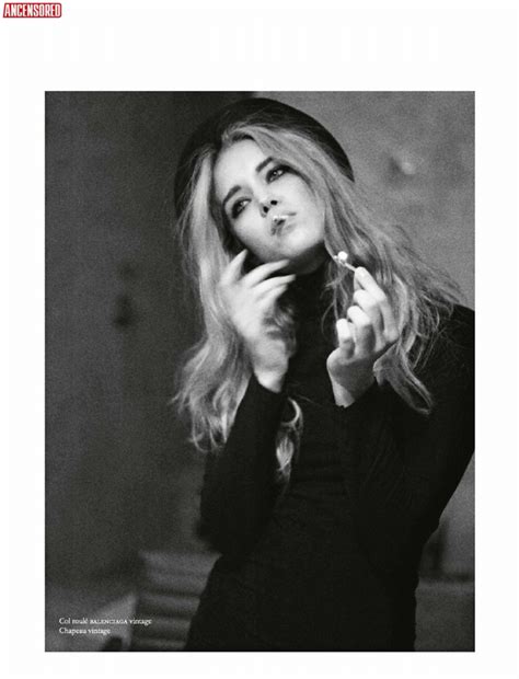 Playboy Magazine France Nude Pics Page 1