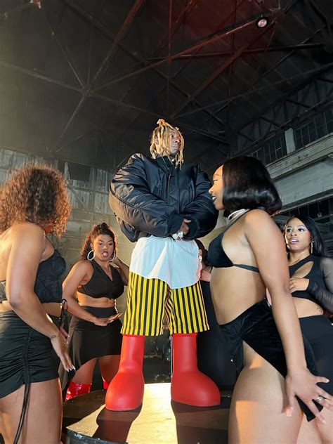 All These Niggas Wanna Fuck Jt On Twitter Lets Fucking Go