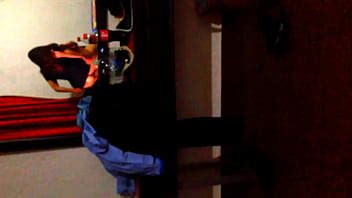 Infiel Nalgona Sabe Montar La Verga Pero Le Da Pena Y Se Tapa XVIDEOS