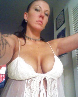 Selfie Amateur Milfs And Mature Vol Porn Pictures Xxx Photos Sex Images Pictoa