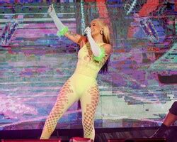 Forumophilia PORN FORUM Womans Of Music Page 9