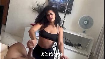 Yo era una esposa codiciosa y hacía una mamada húmeda antes del entrenamiento XVIDEOS