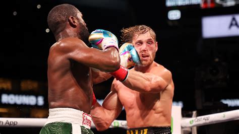Logan Paul Reflects On Floyd Mayweather Bout With Incredible Boast