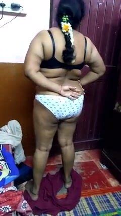 BBW Desi Granny Showing Body ThisVid