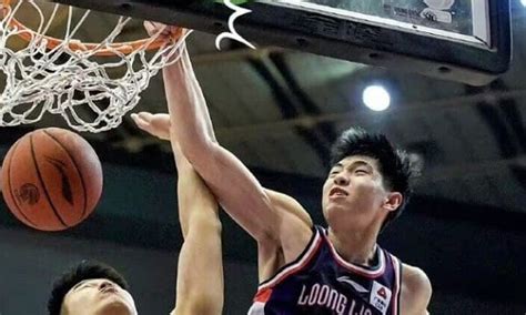 Basketball Top5 影中國19歲天才橫空出世！今晚有望幫陳盈駿體驗cba八強滋味 被看好能夠成為中國下一位nba球員