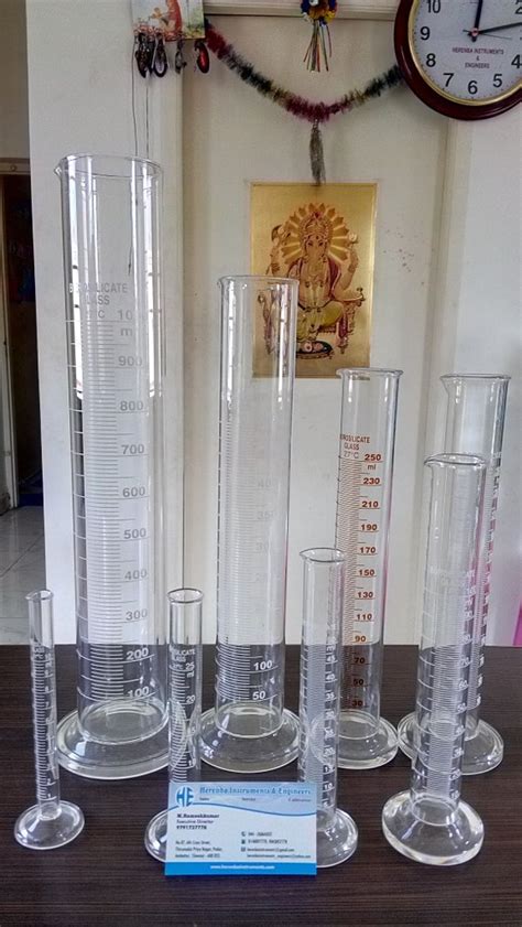 Glass And Plastic Graduated Measuring Cylinder Brand Borosil And Borosilicate And Polylab