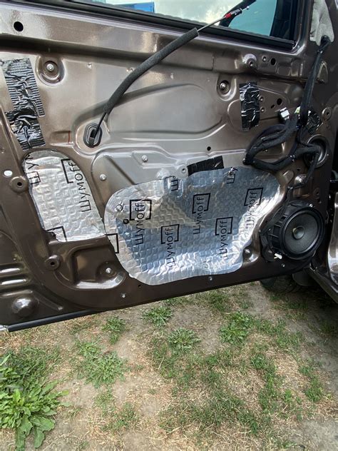 Защитные шторки в дверях — Lada Vesta SW (NG), 1,6 л, 2022 года ...