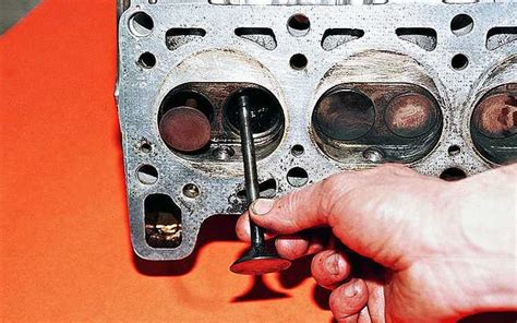 Как поменять направляющие клапанов на ваз 2106: Как происходит ...