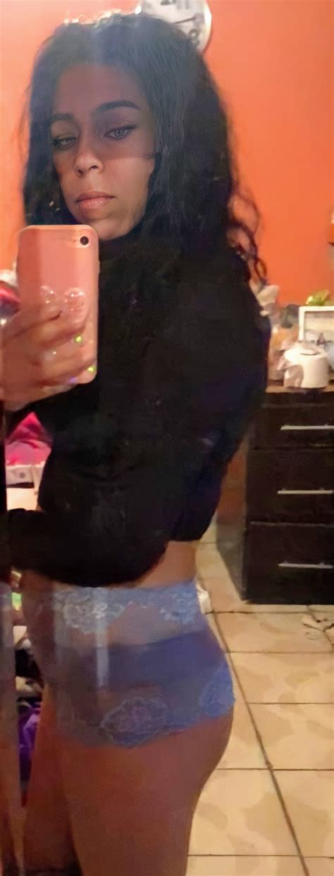 Amateur Remini Porn Pic