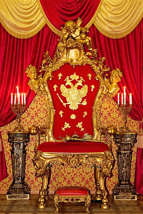 Пазл «Царский трон» из 247 элементов | Собрать онлайн пазл №4132