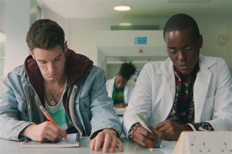 Amor y bullying por qué la trama de Eric en Sex Education es problemática