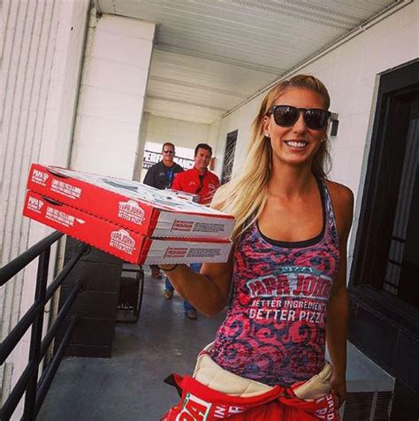 Hot Sexy Leah Pritchett Bikini Pics