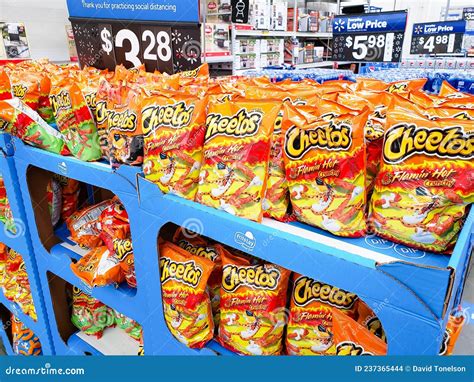 Large Bags Of Cheetos Flamin Hot Crunchy Chips At Store Editorial Stock Image Image Of Flavor