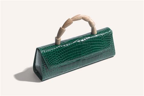 Ювелирные сумочки: роскошные аксессуары с драгоценными деталями