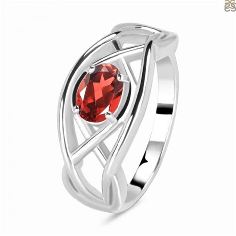 How To Choose Classic Look Stunning Garnet Rings | gemstone