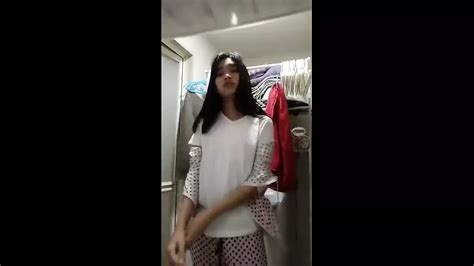 Free Ladyboy Strip Shemale Porn Videos XHamster