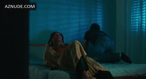 Sur La Peau Nude Scenes Aznude