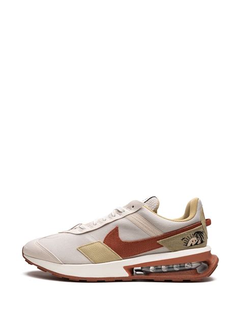 Nike Air Max Pre Day Se Sneakers In Nude Modesens