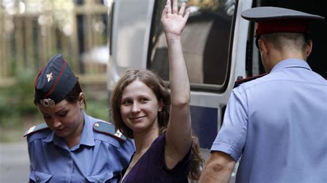 Russland Putin für milde Strafen im Pussy Riot Prozess ZEIT