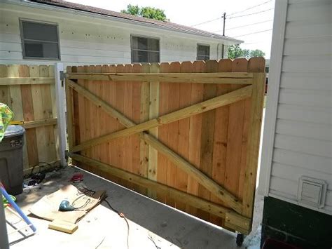 Hello All I Just Built A 9 12 Ft Wood Gate Across My Driveway I Need