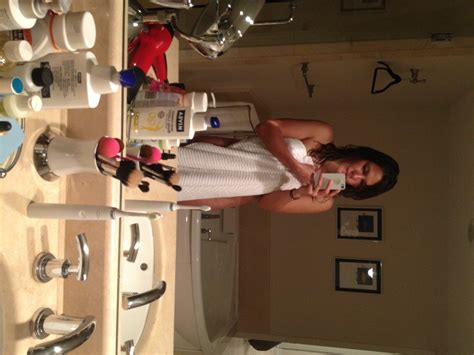 Naked Kiele Sanchez In Leak