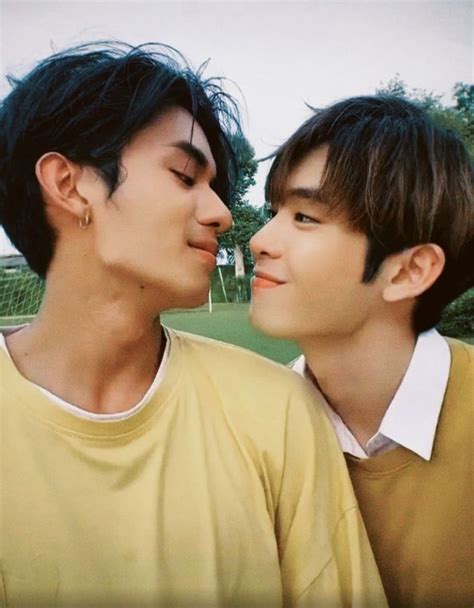 Pin By Natcatae On Bed Friend Cute Gay Couples Future Girlfriend Handsome Actors