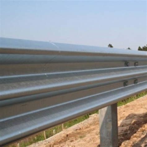 Roadway Safety Metal Thrie Beam Highway Guardrail Steel Beam And Barrier