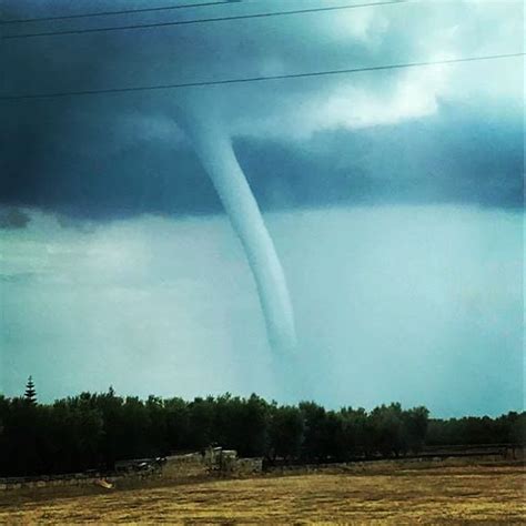 Maltempo In Puglia Numerosi Tornado Sulla Costa Adriatica Danni