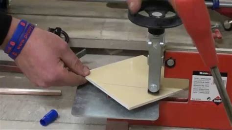 Cutting Tiles 2.) 45 degree cut - YouTube