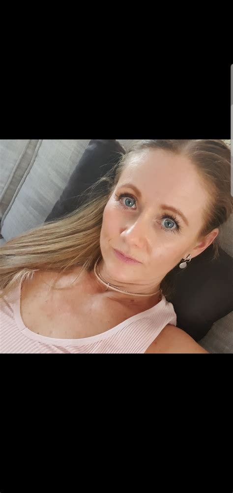 OnlyFans I M A Year Old MILF And I Ve Recently Started An OnlyFans Page I D Love To Have
