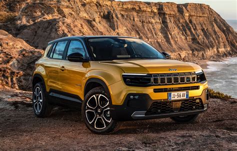 Jeep Avenger, informazioni del B-Suv elettrico da 400 km di autonomia