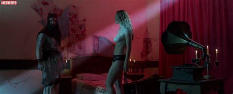 Naked Nicole Huber In Thank You Gauchito