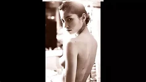 Magic Pussy World 32 ist eine paradiesische Muschi am Strand heiße Frauen xHamster