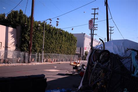 Skid Row, Los Angeles | Images :: Behance