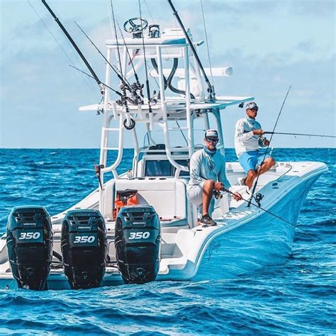 West Marine - Marin Gateway Shopping Center