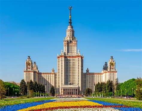 МГУ: описание, история, экскурсии, точный адрес
