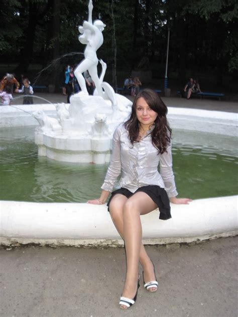 Amateur Pantyhose On Twitter Sitting By The Fountain In High Heels And Pantyhose