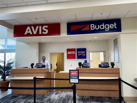 Terminal 2, car rental desk - LkldNow