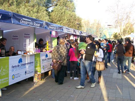 Feria de emprendedores de la economía social – Municipalidad de Ensenada