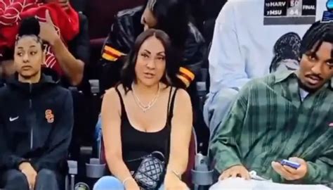 Jayden Daniels Mom Ripped For For Now-Injured JuJu Watkins Move