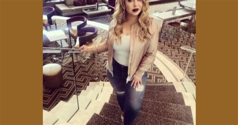 Chiquis Rivera Muestra Sus Voluptuosos Atributos En Bikini