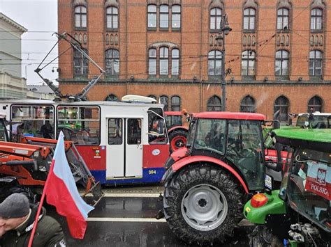 Uwaga Kierowcy Protest Rolnik W W Bydgoszczy Bydgoszcz Informuje